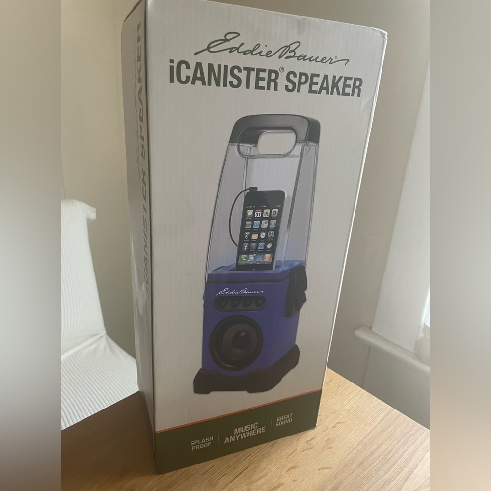 Eddie Bauer Icanister Speaker‎ New in box